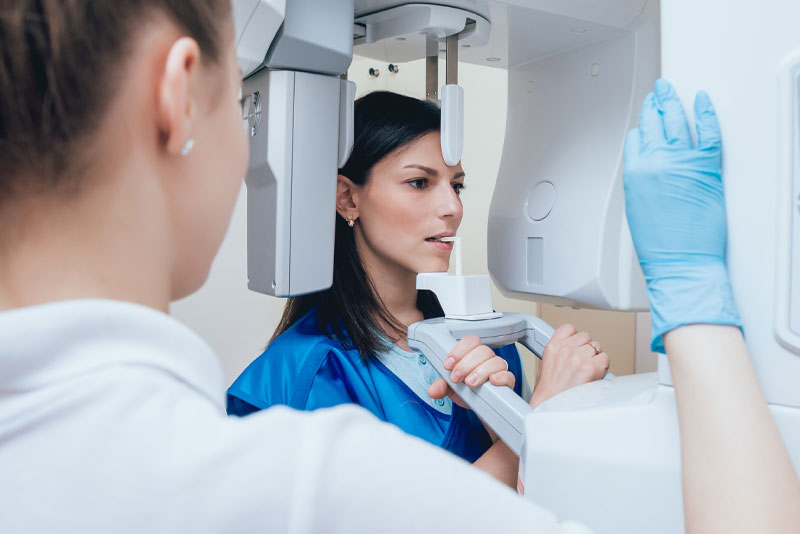 dental patent undergoing cbct scan